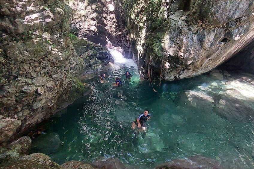 Hiking Tabernacle Thundering Waterfall in Dominican Republic