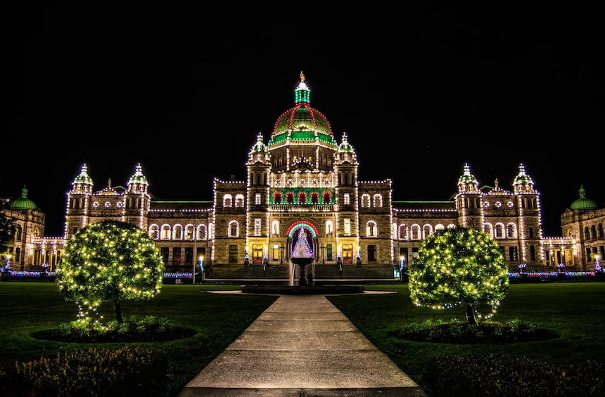 The Legislative Assembly in Victoria lit up for Christmas