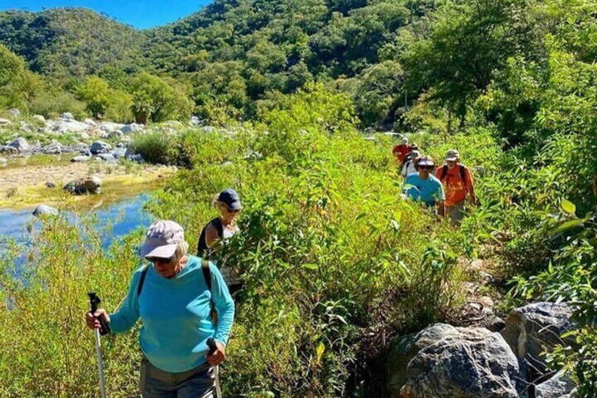 Sierra de la Laguna Hiking and Natural Springs Swim with Waterfalls