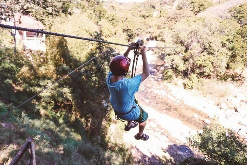 Have fun in the zipline