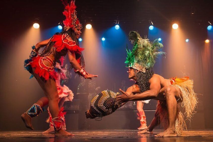 Guided Tour to Ginga Tropical Music Show With Dinner