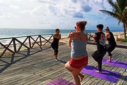 Caribbean Breeze Yoga - Puerto Morelos
