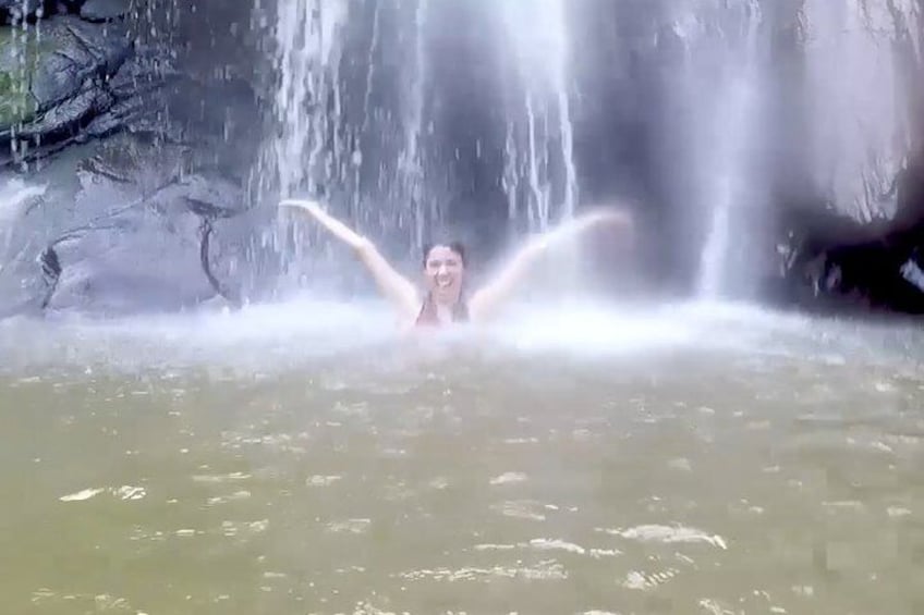 Private Boat Tour to Yelapa with Snorkeling and Waterfall Hike