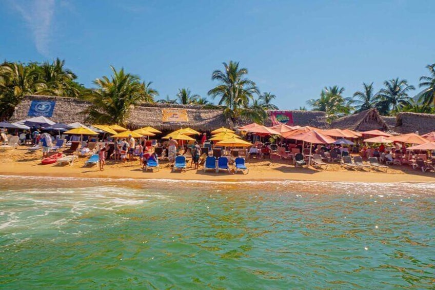 Private Boat Tour to Yelapa with Snorkeling and Waterfall Hike