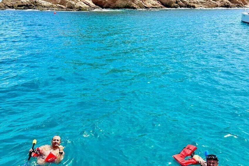 Snorkeling Experience Tour in Cabo (open bar & lunch included) CABO BLUE BOAT