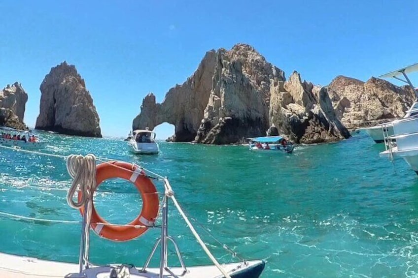 Snorkeling Experience Tour in Cabo (open bar & lunch included) CABO BLUE BOAT