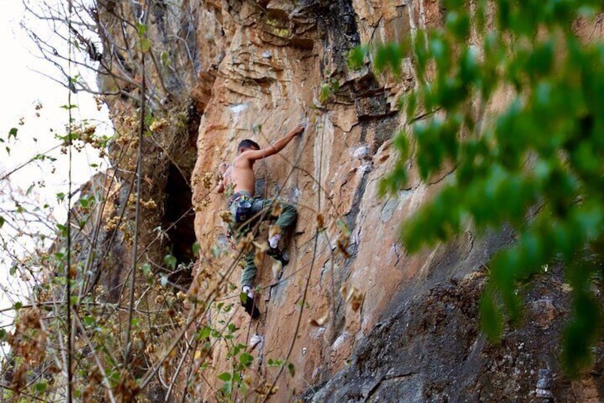 Climbing and Rappelling Course in Valle de Bravo
