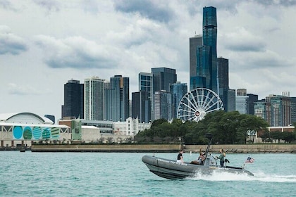 Chicago Shoreline Adventure Boat Tour