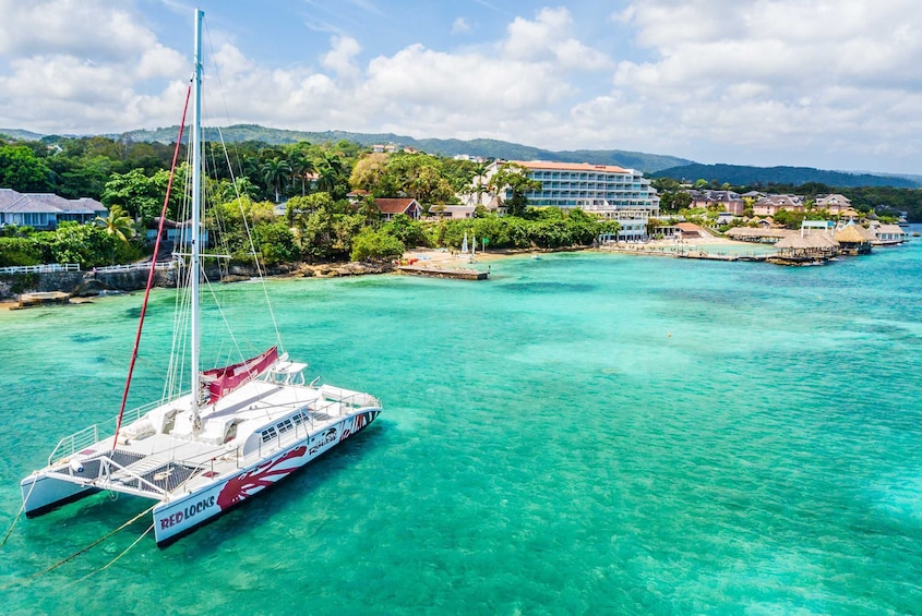 reggae catamaran cruise nassau bahamas