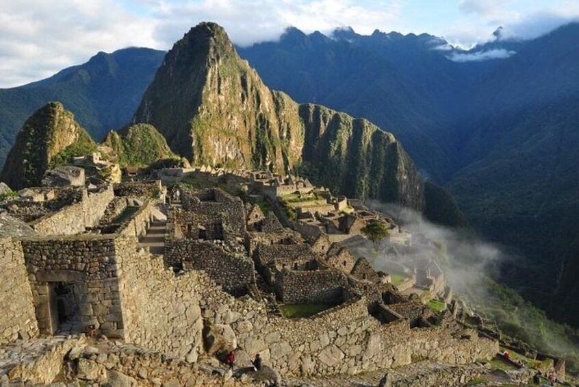 4-Day Machu Picchu Biking and Hiking Tour from Cuzco