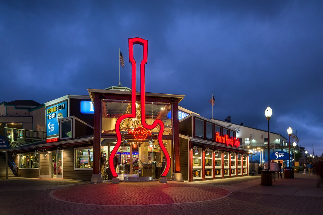 Dining at Hard Rock Cafe San Francisco 