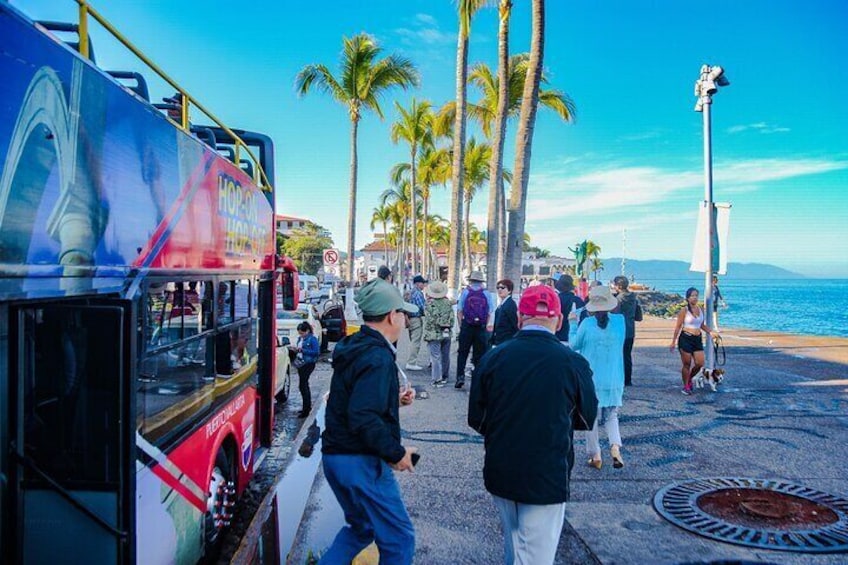Hop On Hop Off Tour with Free Stops in Puerto Vallarta