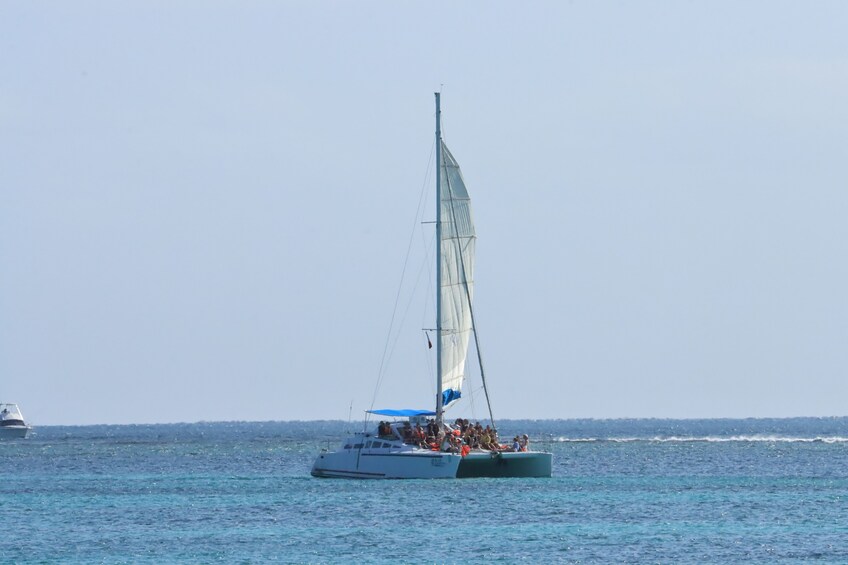 Catamaran Cruise In Riviera Maya With Snorkeling & Beach Club