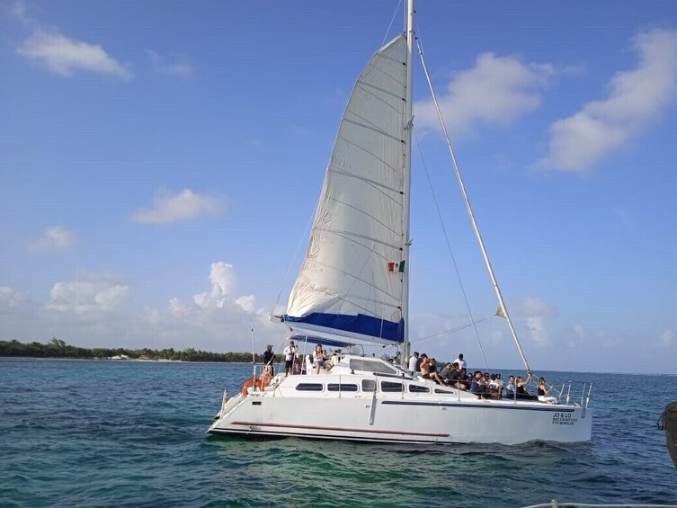 Maroma Catamaran & Reef Snorkel