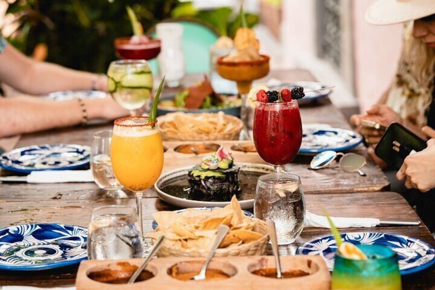 Delight your palate and enjoy a cocktail in our recommended restaurant