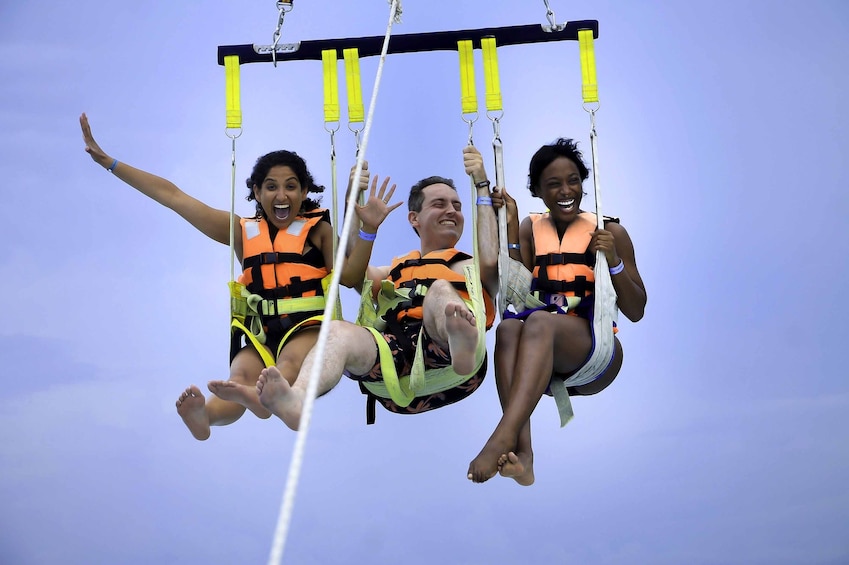 MAROMA PARASAIL TOUR