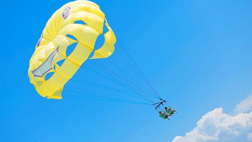 Excursion en parachute ascensionnel à Maroma