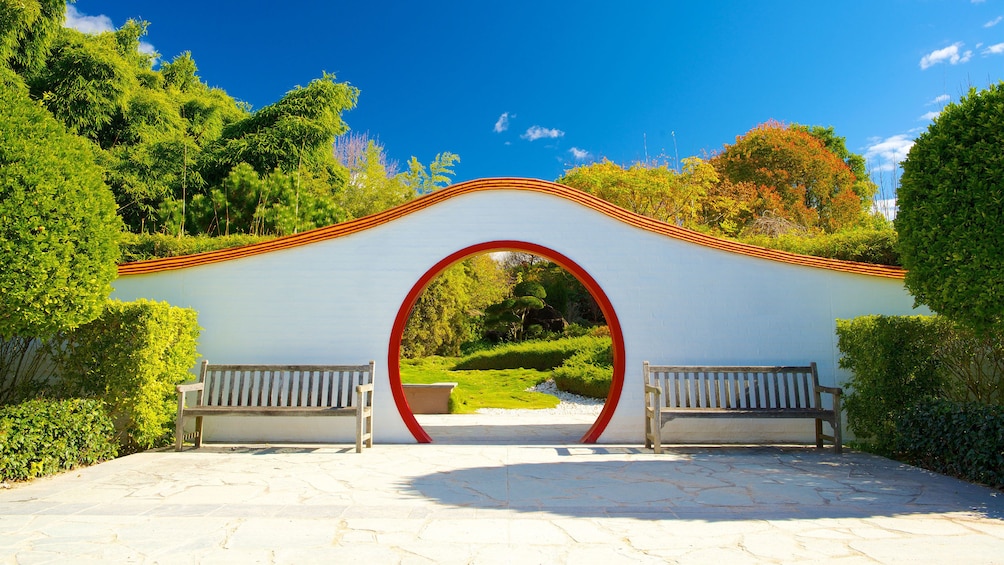 Circle entrance in wall to garden in Hunter Valley