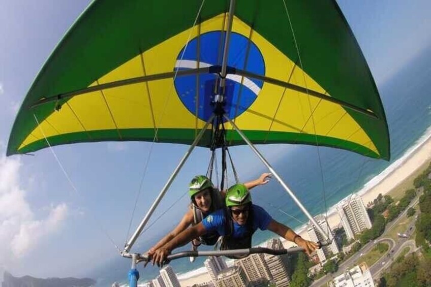 Hang Gliding in Rio de Janeiro with Hotel Pick-up and Drop-off