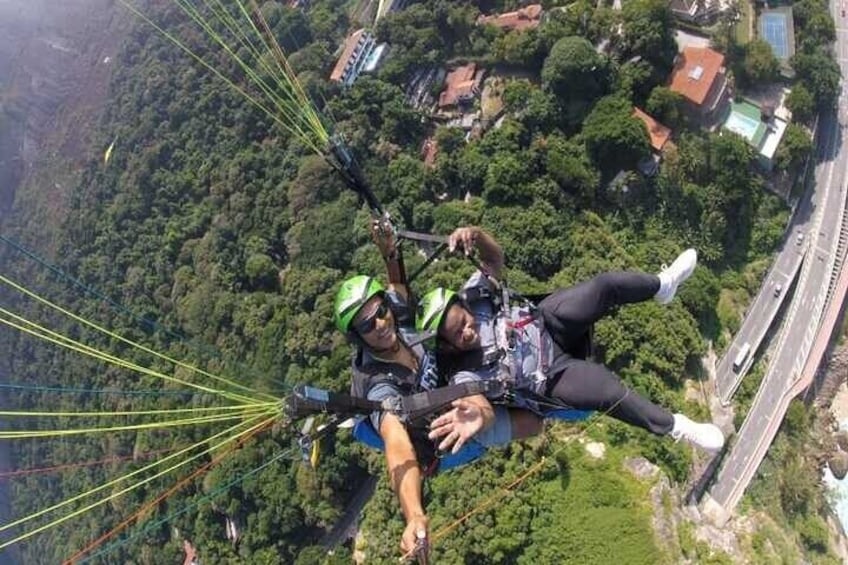 Hang Gliding in Rio de Janeiro with Hotel Pick-up and Drop-off