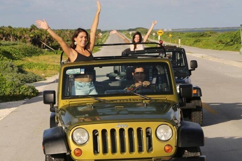 Cozumel Jeep Experience with snorkeling and Beach Break!