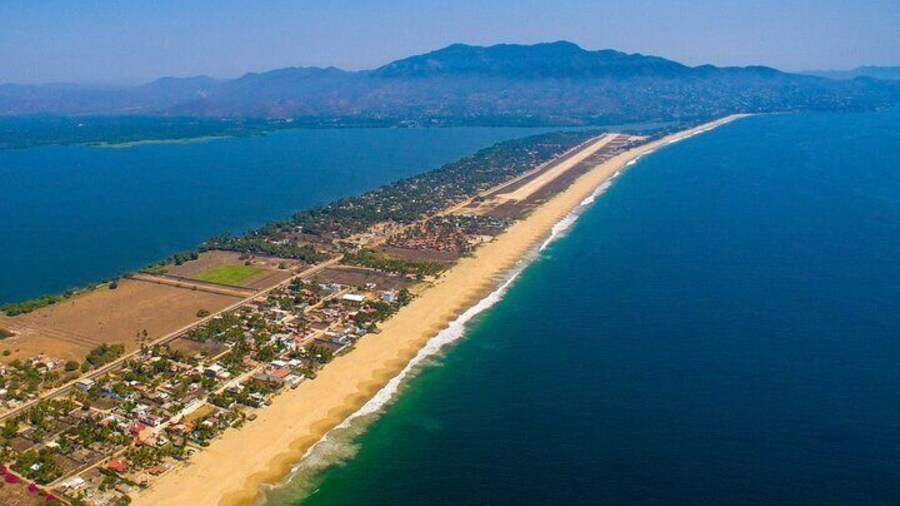 Disfruta de la laguna y el mar