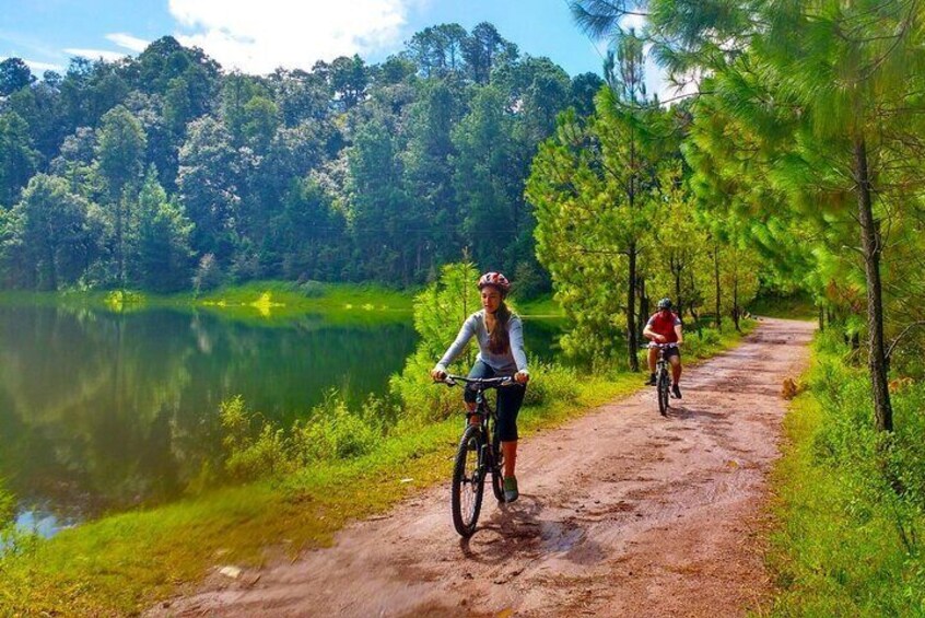 Bicycle in Valle de Bravo