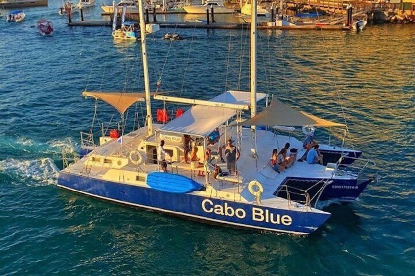 Cabo San Lucas Sunset Cruise with Open Bar and Snacks 