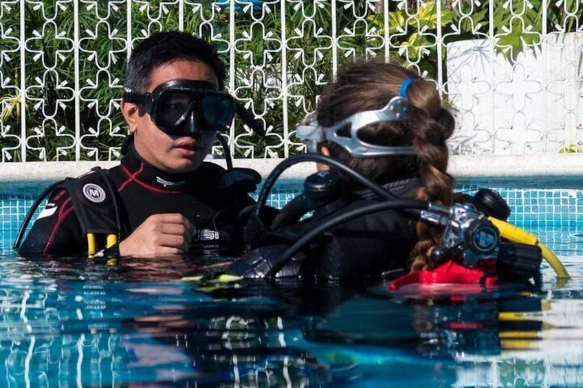 Scuba Diving with Professional Instructor at Playa del Carmen