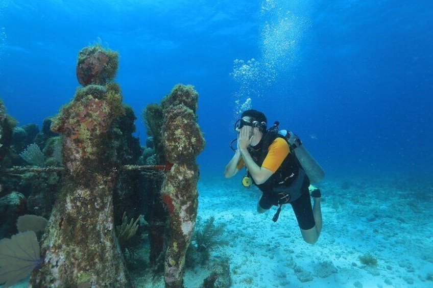 2 Tanks Scuba Diving for Beginners in Cancun ~ Personalized Service