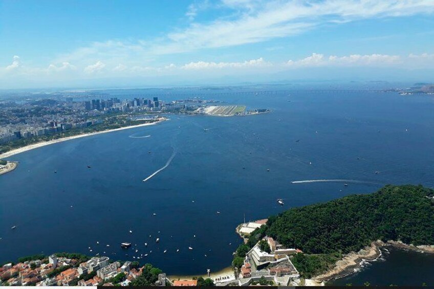 Sugarloaf and Christ the Redeemer Guided Tour