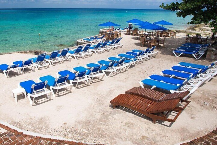Catamaran Snorkeling to El Cielo and The Money Bar Beach Club