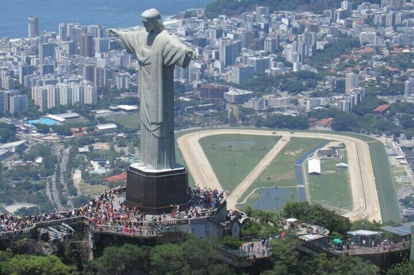 Rio Helicopter Private Tour with Transport to Boarding Area (Exclusive Flight)