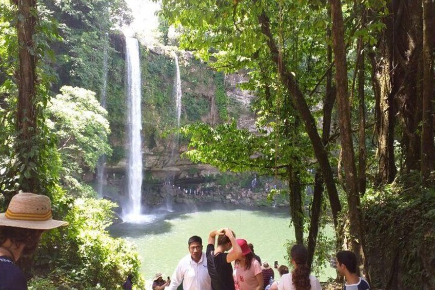 Tour to Palenque and the Misolha Waterfalls