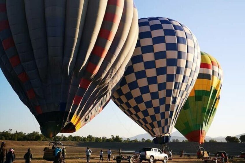 Tour and Balloon Ride over Teotihuacan (All inclusive)