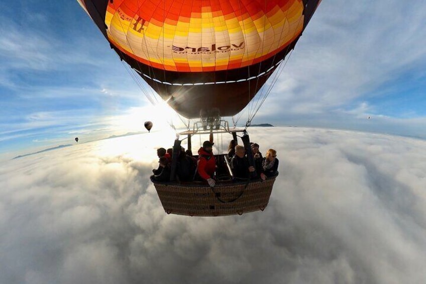 Hot Air Balloon Flight over Teotihuacan, from Mexico City