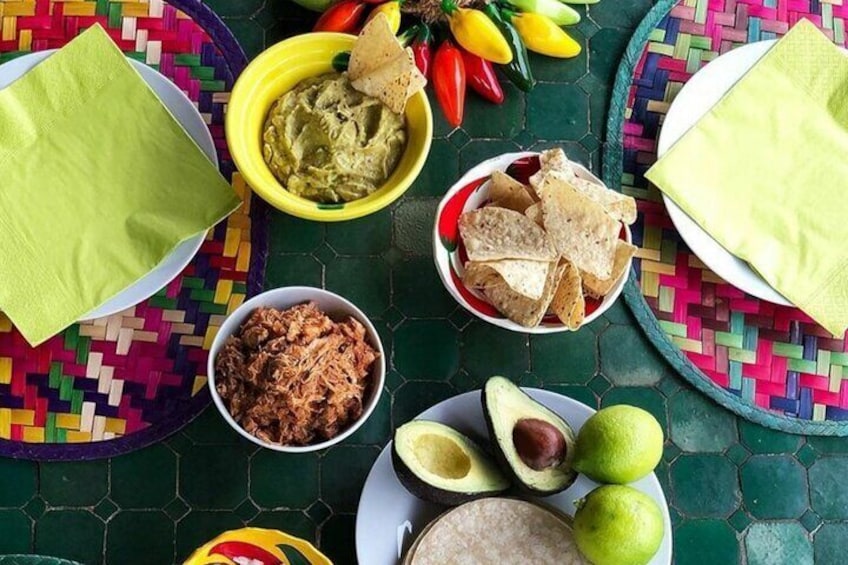 Floating Mexican party by Xochimilco, Open bar and snacks