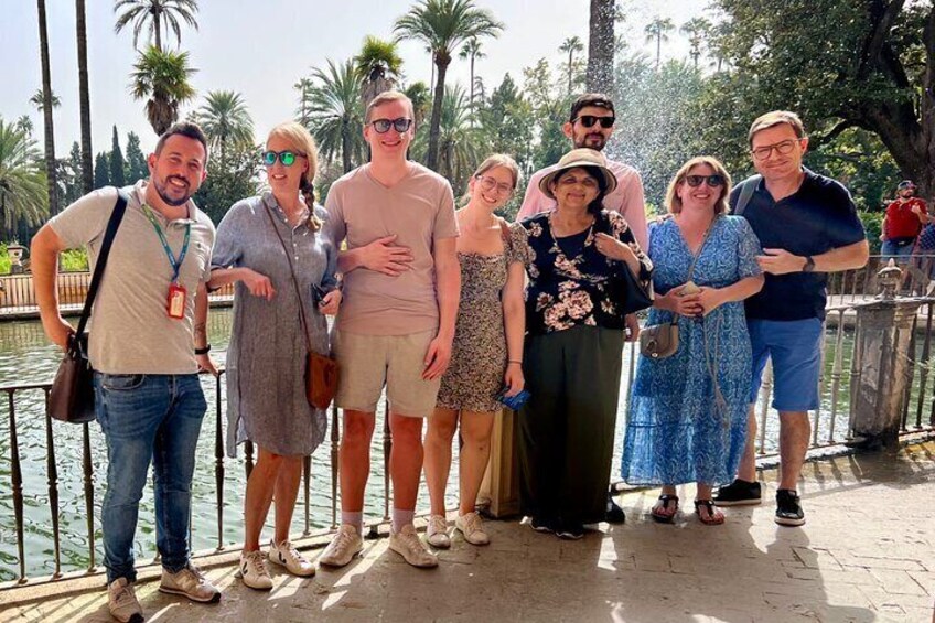 Small-Group Exclusive Alcazar Tour - Tickets included