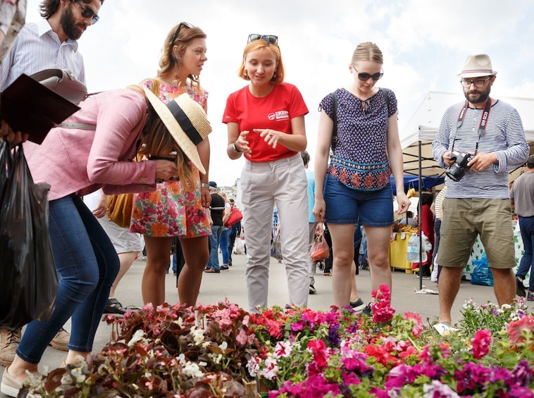 Bucharest: Beers, Bites & Markets Small Group Walking Tour