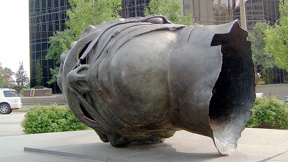 Sculpture seen on the St Louis Fine Arts Tour