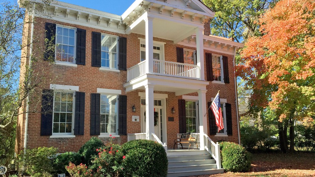 8 historic house tours in St. Louis