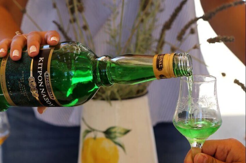 Citron Tasting and Distillery 1-Hour Guided Tour in Naxos