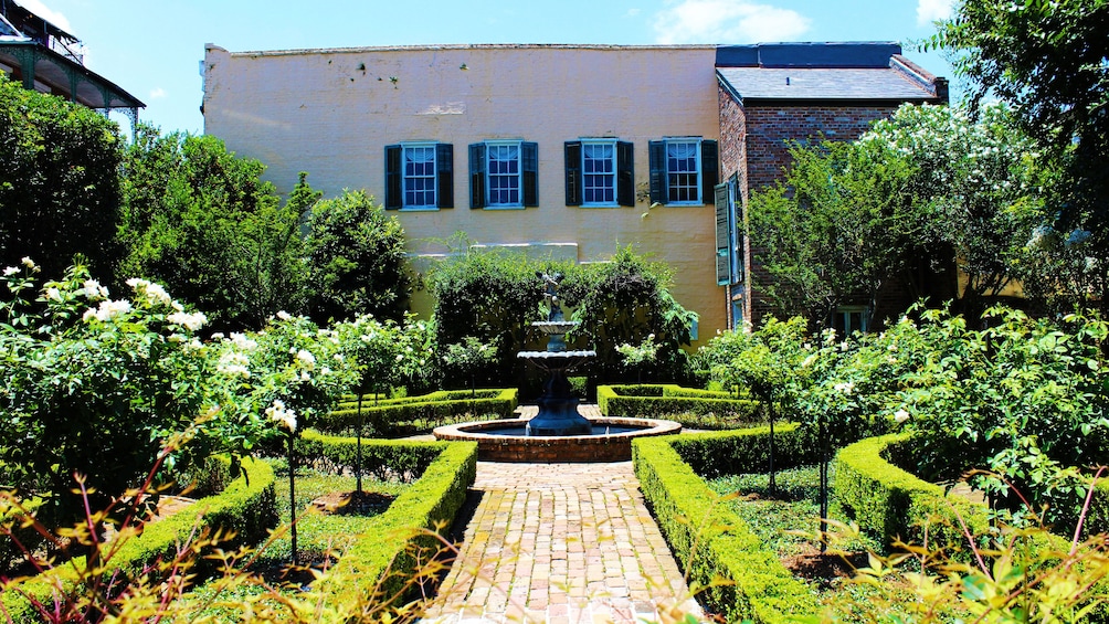 Garden and fountain in the French Quarter