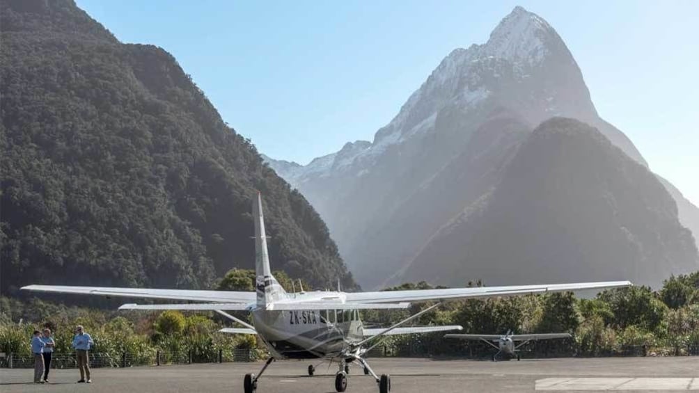 Milford Sound Scenic Overhead Flight with Landing