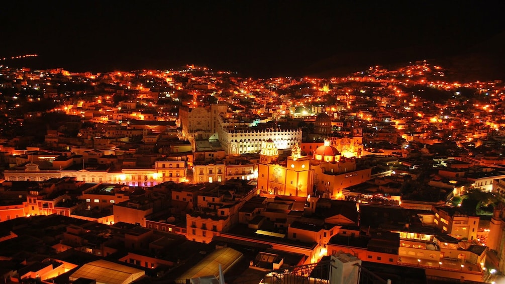 Ariel view of the city of Guanajuato at night