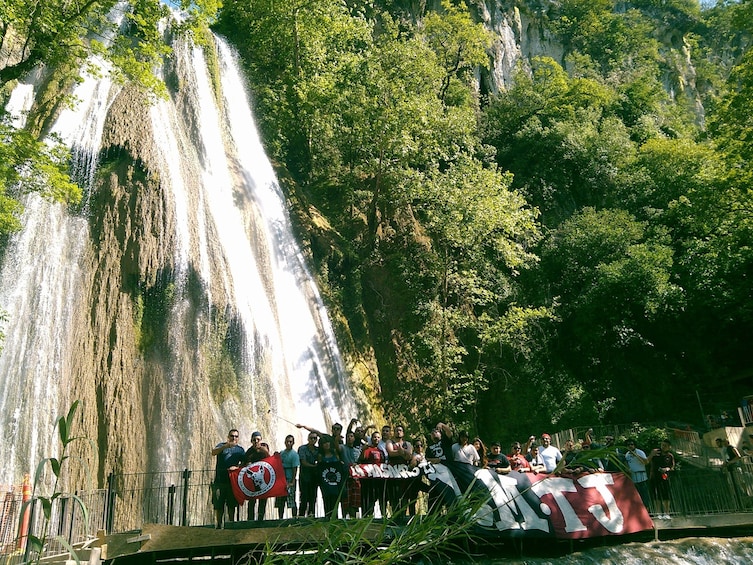 Half-Day Tour of Cola de Caballo Waterfall & Santiago