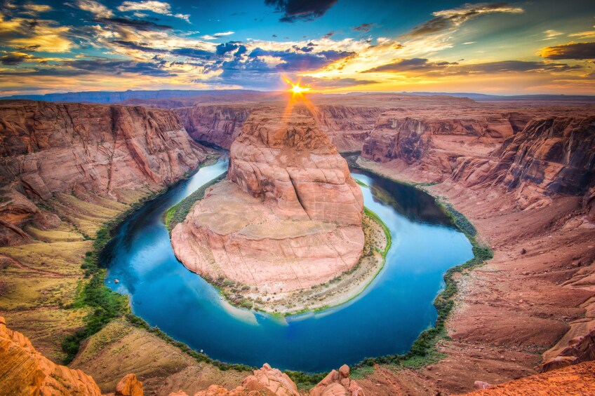 Antelope Canyon & Horseshoe Bend Tour from Flagstaff