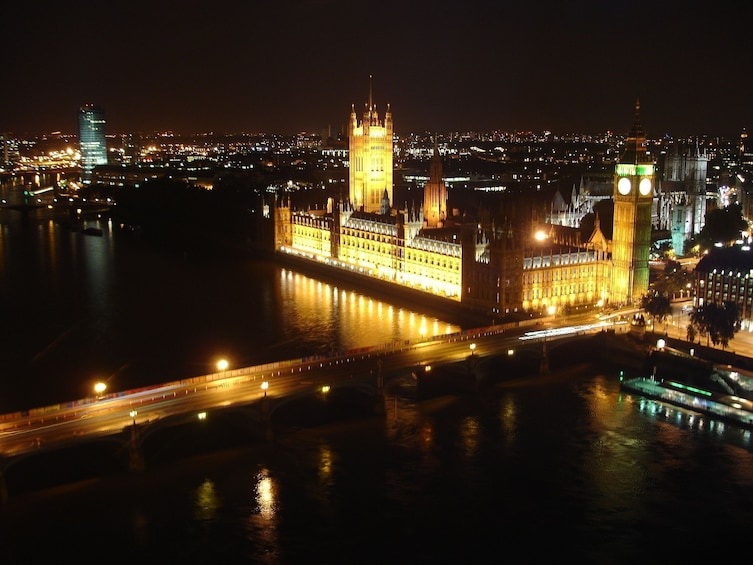 London by Night Christmas Lights Tour