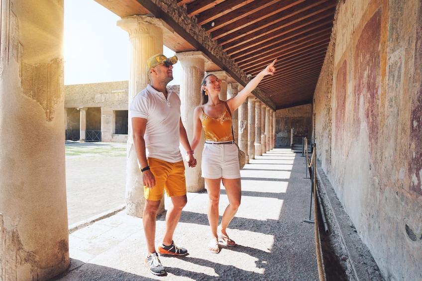 Pompeii Guided Tour with Skip The Line Access