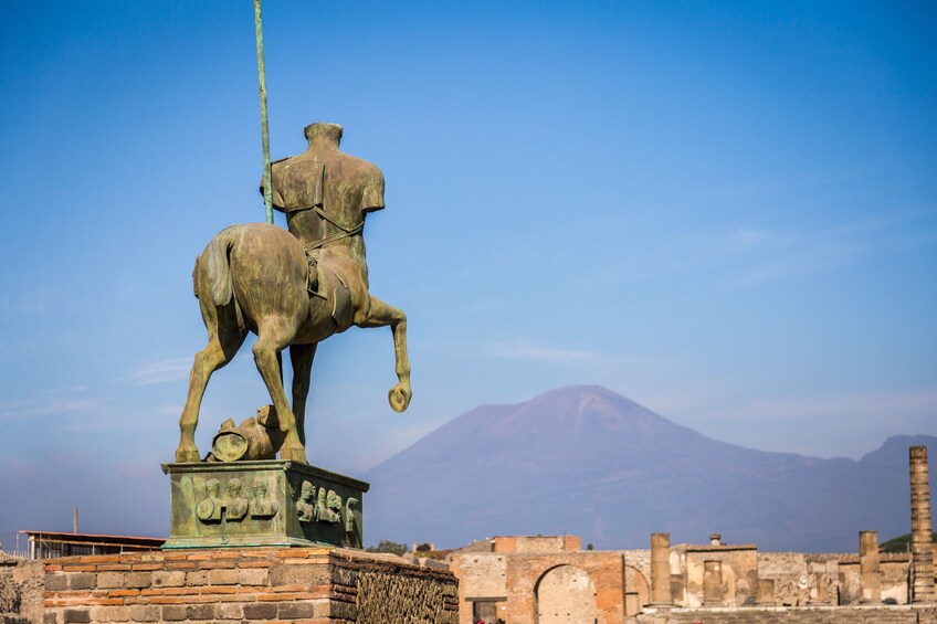 Pompeii, Amalfi Coast and Positano Day Trip from Rome